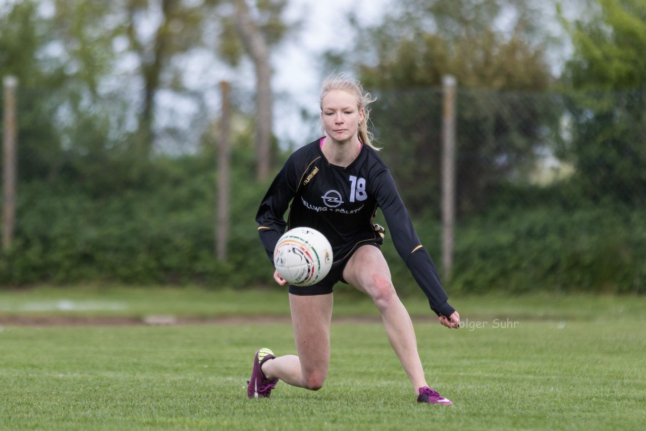 Bild 182 - Faustball Frauen Wiemersdorf